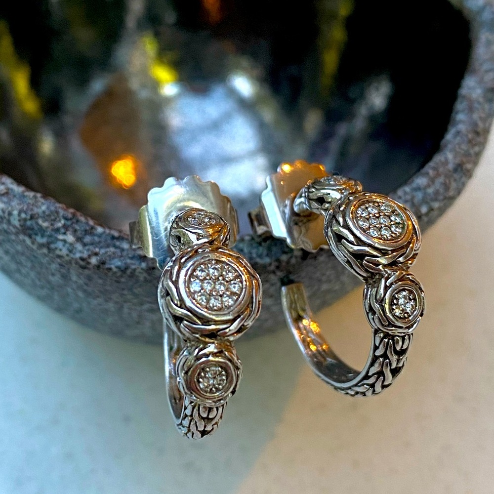 John Hardy Silver Diamond Classic Chain Circle Hoop Earrings with 18K Posts